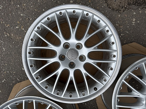 19" оригинальные двухсоставные диски Audi Speedline 5x112 (4 фото из 9)