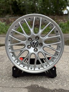 19" оригинальные двухсоставные диски Audi Speedline 5x112 (9 фото из 9)
