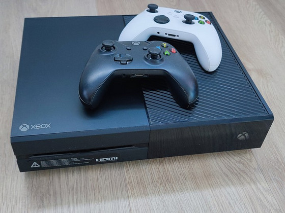 XboX ONE 500GB, puldid ja mängud