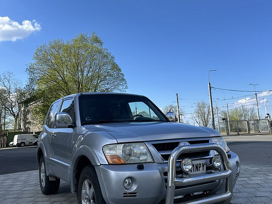 Mistubishi Pajero