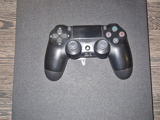 Müüa playstation 4 slim1tb