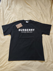 Футболка Burberry (2 фото из 3)