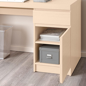 IKEA MALM стол (4 фото из 5)