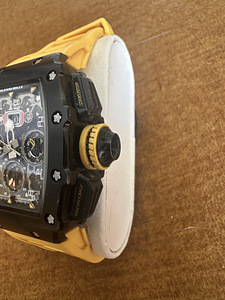 RICHARD MILLE RM11-03 (3 фото из 3)