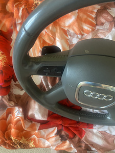 Руль Audi a6c6 (4 фото из 4)
