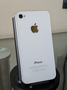 iPhone 4s 16GB (4 фото из 6)