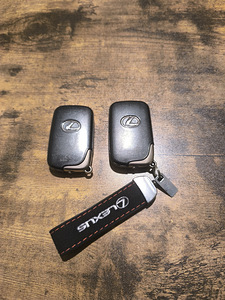 Lexus IS 220D (12 фото из 13)