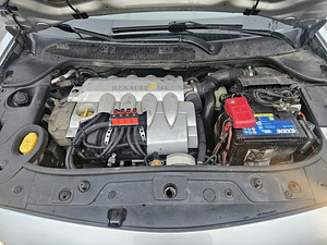 Renault Megane 2 (9 фото из 15)