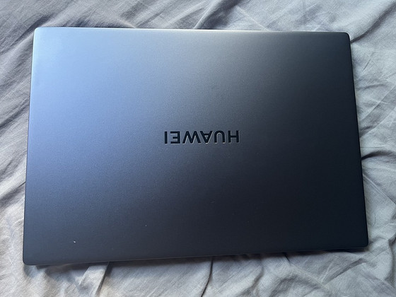 Huawei Matebook D16
