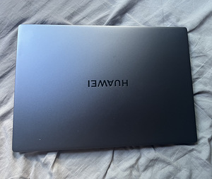 Huawei Matebook D16 (2 фото из 3)