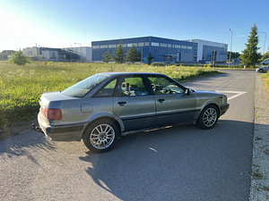Audi 80 1.9TDI (5 foto / 6)