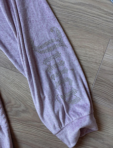 Juicy Couture Diamanté Velour Cuffed Joggers (3 foto / 5)