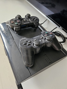 Sony Playstation 3 500Gb (2 фото из 3)