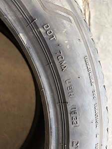 Bridgeston Alenza 265/45/21 (2 фото из 5)