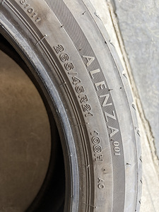 Bridgeston Alenza 265/45/21 (3 фото из 5)