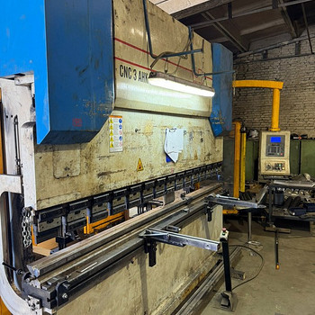 Knuth AHK 31200 CNC PAINUTUSPRESS