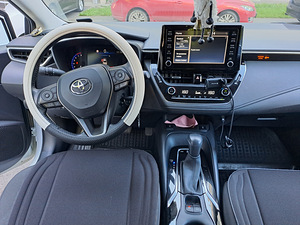 TOYOTA COROLLA (8 фото из 8)