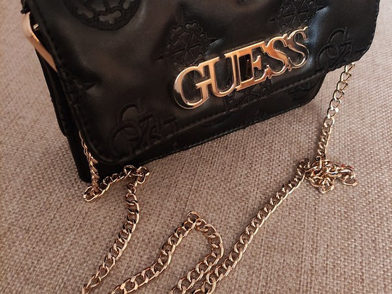 Женская сумка Guess