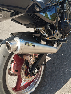 Kawasaki Z1000 (5 фото из 5)