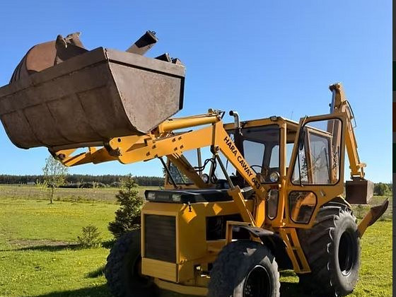 Kopplaadur 4x4 + lisakopad ja tarvikud