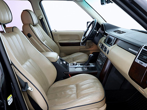 Land Rover Range Rover Vogue Facelift 3.7 TDV8 200kW (6 фото из 9)