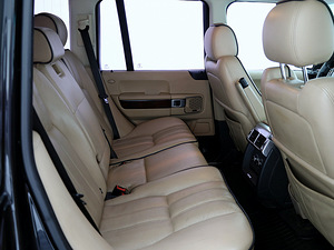 Land Rover Range Rover Vogue Facelift 3.7 TDV8 200kW (7 фото из 9)