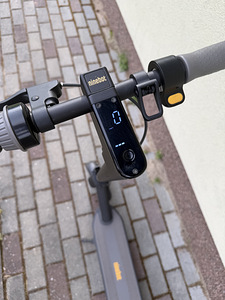 Электросамокат: Segway Ninebot MAX G30 (5 фото из 7)