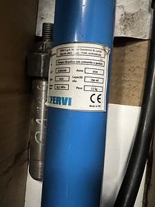 HÜDRAULILINE JALGPUMP 63,7 MPA, 1,5M VOOLIK FERVI (3 foto / 5)
