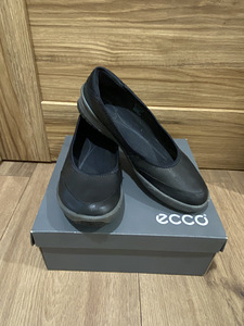 Балетки Ecco размер 40 (1 фото из 3)
