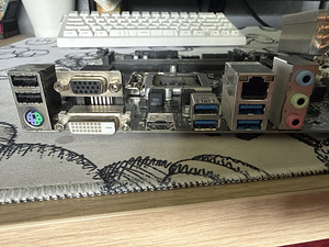 Gigabyte GA-B250M-DS3H (2 фото из 2)