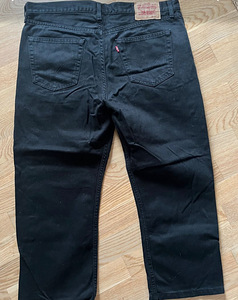 Чёрные джинсы Levis размер 46 (4 фото из 6)