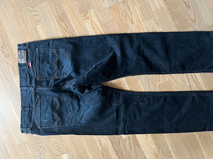 Темно-синие Wrangler, размер 46 (3 фото из 4)