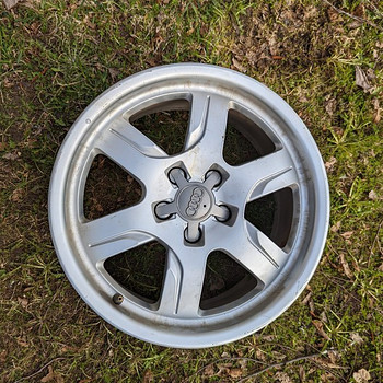 Audi valuveljed 17"
