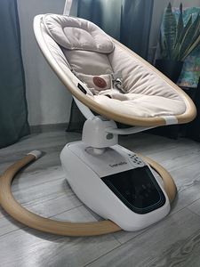 Lionelo Olivia Beige Natural — beebi lamamis ja kiikumistool (4 foto / 8)
