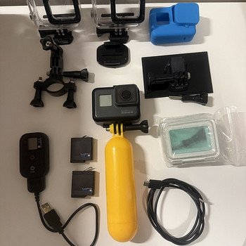 GoPro HERO5 Black + пульт + аксессуары
