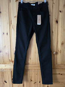 Uued Lindex teksad s.164 (1 foto / 2)
