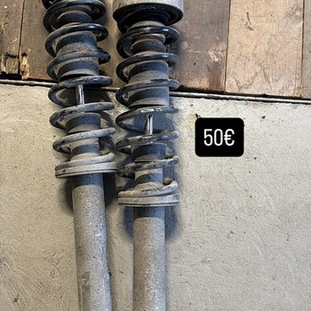 Tagumised amortisaatorid komplektis e60