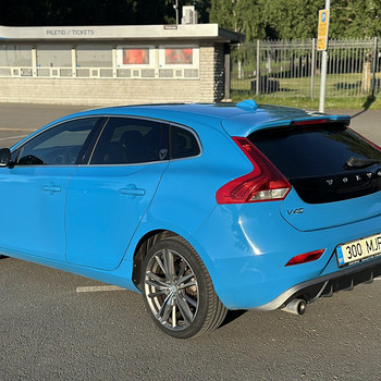 Volvo V40 1.6t 132kw R-design 2013