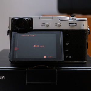 Fujifilm X100VI (4 фото из 5)