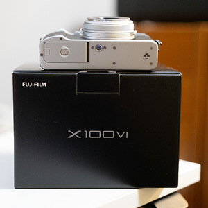 Fujifilm X100VI (5 фото из 5)