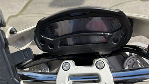 Ducati Monster 696 (4 фото из 4)