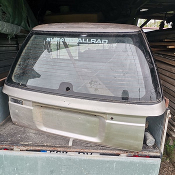 Задняя дверь Subaru Legacy Outback