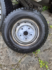 4 колеса на Ford Transit 195 R14C (5 фото из 6)