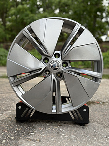 19" Skoda originaalveljed 5x112 (nagu uued) (1 foto / 10)