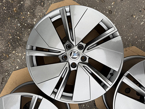 19" Skoda originaalveljed 5x112 (nagu uued) (7 foto / 10)
