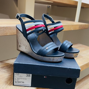 Летняя обувь Tommy Hilfiger, размер 38