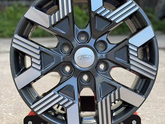 18" Ford Ranger originaalveljed 6x139,7 (nagu uued)