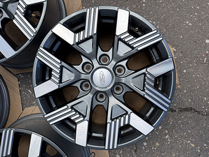 18" оригинальные диски Ford Ranger 6x139,7 (4 фото из 9)