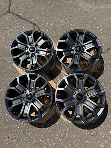 18" Ford Ranger originaalveljed 6x139,7 (nagu uued) (3 foto / 9)