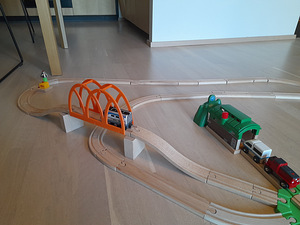 Железная дорога Brio и Ikea (4 фото из 4)